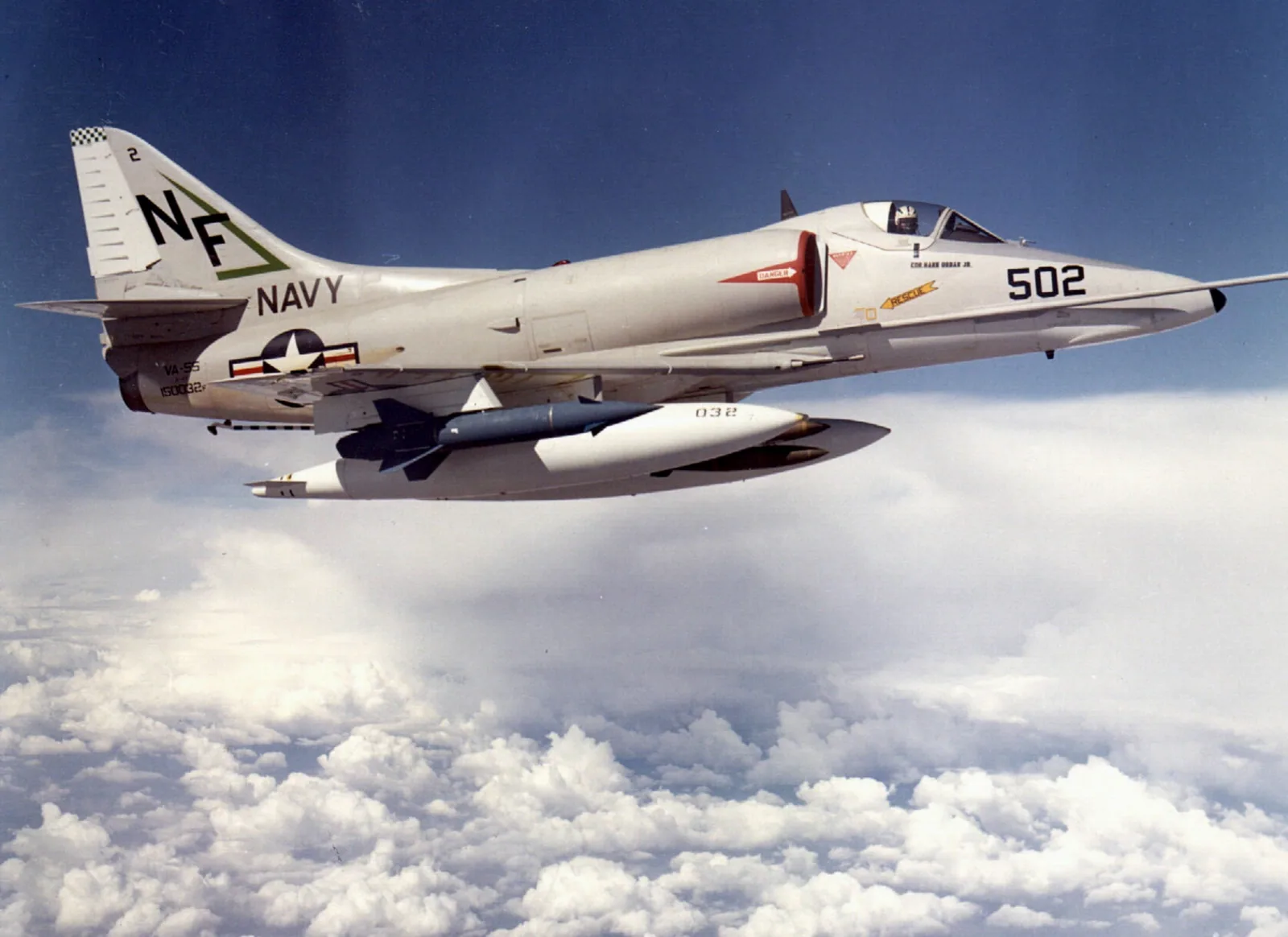 A-4E aircraft. U.S. Navy A-4E Skyhawk BuNo 150032 of VA-55 in flight, 1964.