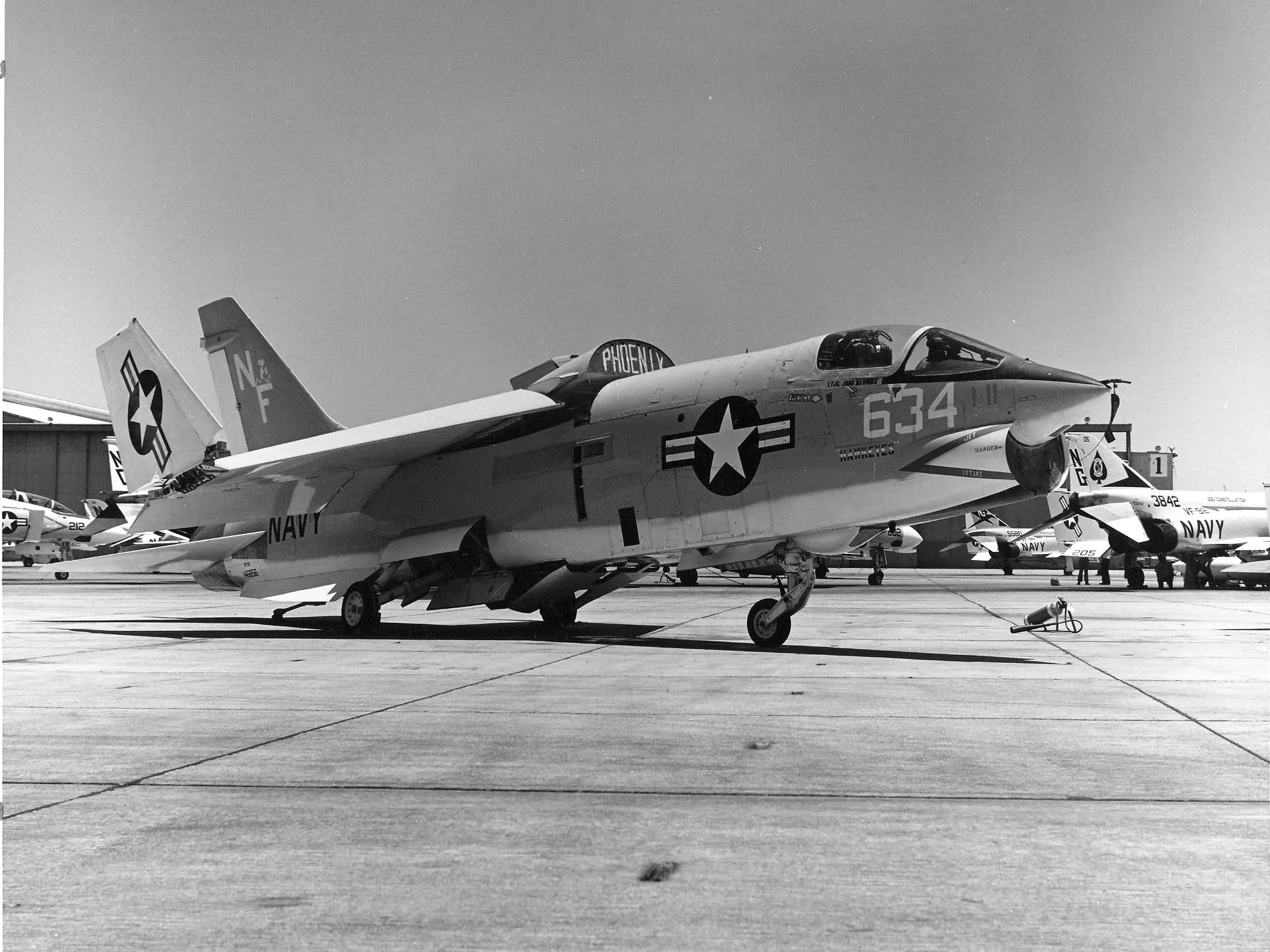 U.S. Navy RF-8G Crusader BuNo 146865 of VFP-63 at Naval Air Station Midway in 1974.
